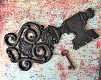 Cast Iron Key Shaped Wall Key Holder