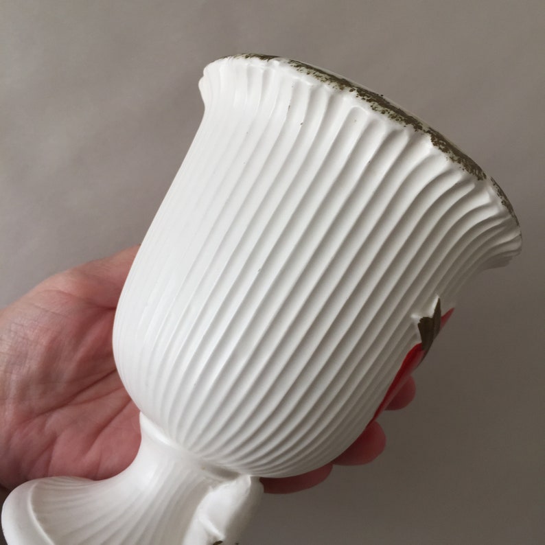 Relpo White Planter with Red Hearts and Gold Arrow Vintage Ceramic Valentine/'s Vase Superb Condition