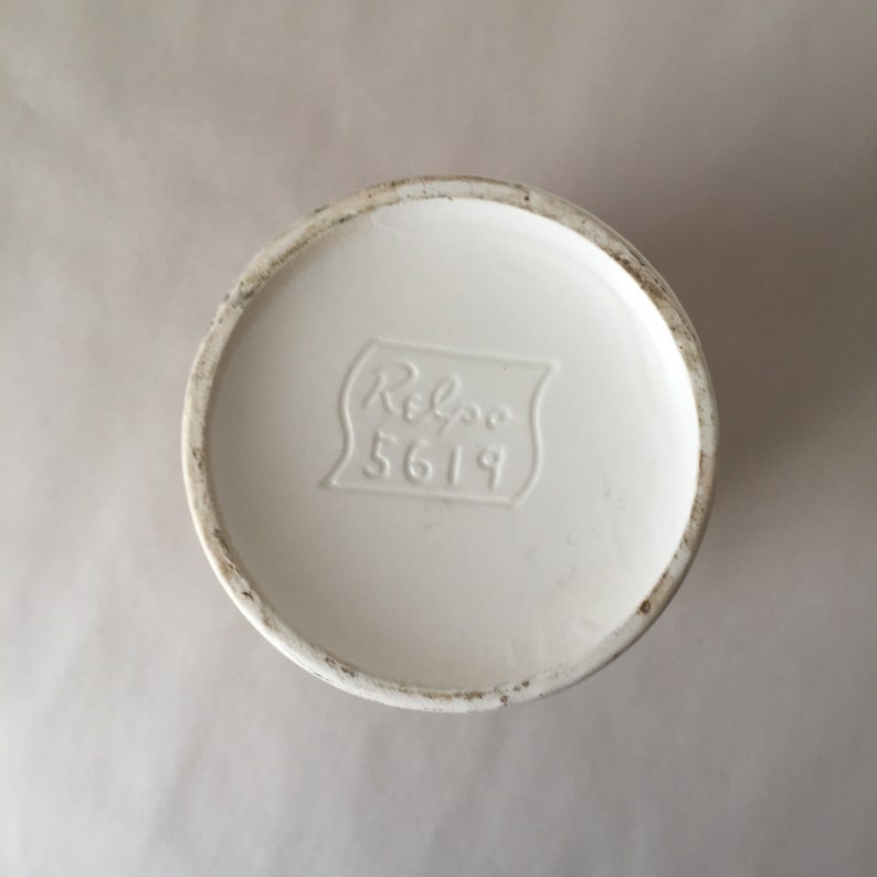 Relpo White Planter with Red Hearts and Gold Arrow Vintage Ceramic Valentine/'s Vase Superb Condition
