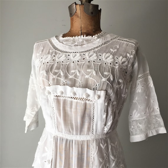 Edwardian Lingerie Dress With Eyelet Embroidery S… - image 3