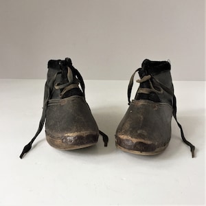 Antique Children&#39;s Shoes, Early 1900s Alpine Boots, Rare Handmade Booties, Vintage Leather Wood Shoes, Walser People Costume, Italian Alps