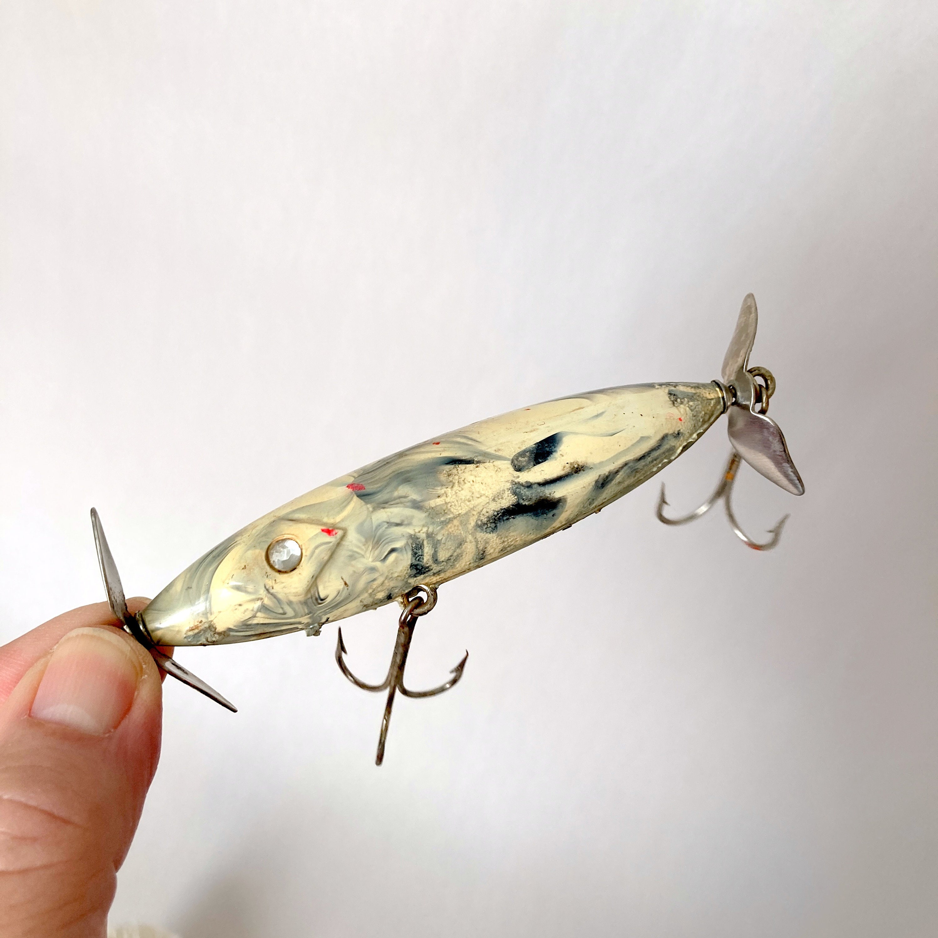 Buy Collection of Six Vintage Fishing Lures Set No. 3 Online in