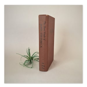 Vintage Book The Short Novels of John Steinbeck | 1953 Hardback Book of 20th Century American Literature Classics