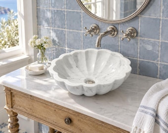 Vasque en marbre Bianco Carrara, motif floral festonné, vasque en pierre naturelle