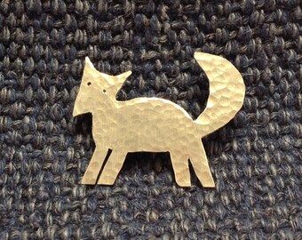 Silver Recycled aluminium  Fox brooch or pendant. Light weight and non tarnish.