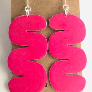 Up cycled aluminium Squiggle earrings with silver hooks.