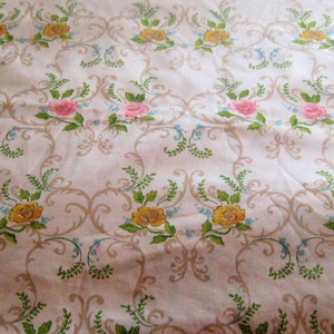 Vintage Floral fabric, queen size bed sheet, ivory beige lime green, pink yellow roses, 1970s, cotton polyester, apparel fashion home dec
