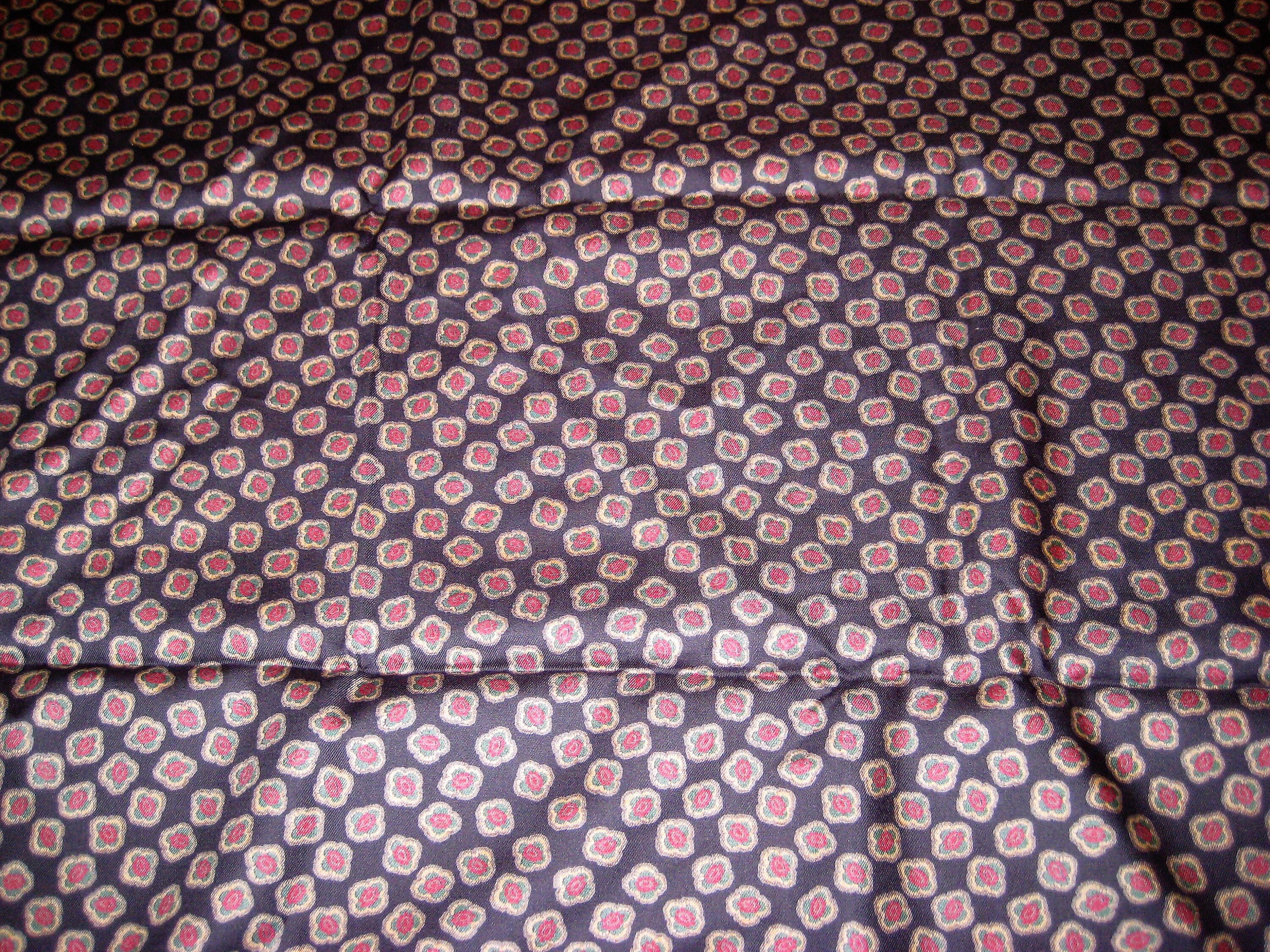 Dark navy blue floral fabric, dark pink roses, vintage cotton fabric, 1970s, thin home decor fabric, dress making, fashion and apparel