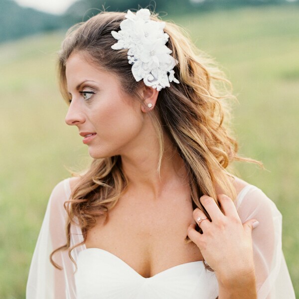 Bridal Headpiece. Lace Flower Hair Comb with Beading.