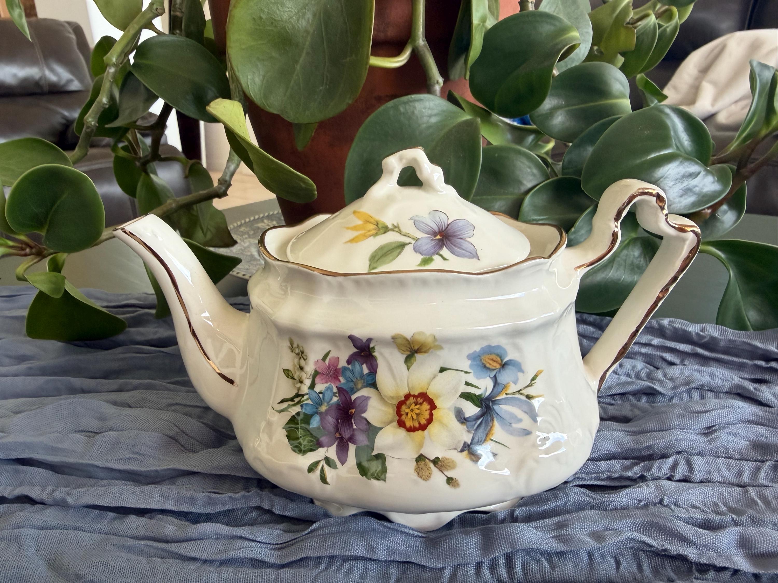 Arthur wood teapot - Etsy 日本