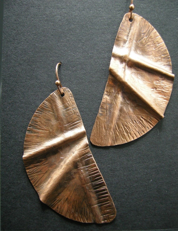 Fold Formed Copper Earrings - image 2