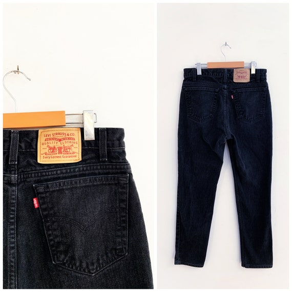 Vintage BLACK LEVIS JEANS / size 32 waist