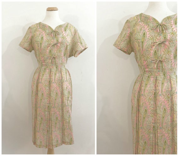Vintage PASTEL PAISLEY PRINT Dress / size Large