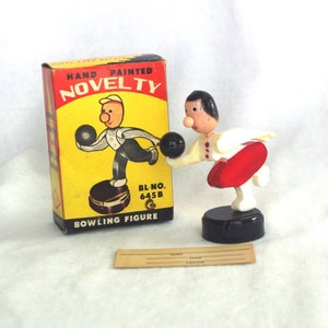 Statuetta da bowling vintage e segnaposto: Mafco, dipinta a mano, plastica dura, bombetta femminile con cappello, scatola originale