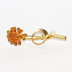 Vintage Gold Pin / Brooch: Flowers w/ Ribbon & Pearl, 1960s