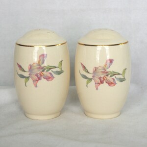 Vintage Salt & Pepper Set: Large &quot;Iris&quot; by Universal Pottery, w/ Gilding, 1940s