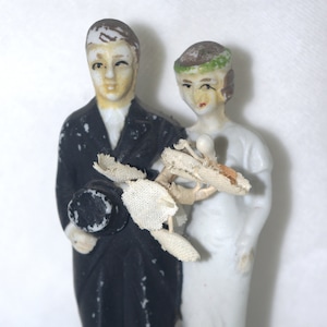 1920s Bisque Wedding Cake Topper: Bride with Flowers and Groom, Painted, Japan, 4&quot;