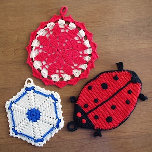 Vintage Pot Holder / Hotpad Lot: Handmade, Crocheted, Red + White, Blue + White, Black + Red Ladybug