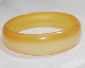 Vintage Bangle Bracelet: Yellow Moonglow / Moon Glow Lucite, 1950s / 50s / MCM