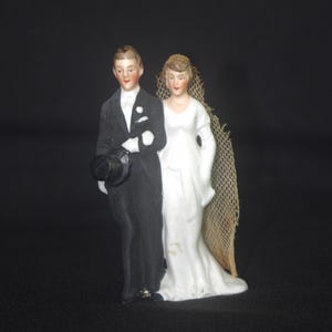 Bisque Wedding Cake Topper: Bride with Veil & Groom, Painted, 1920s / 20s, 3.5&quot;