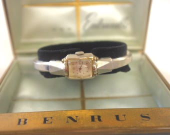 Vintage  Benrus  Embraceable 10KT Gold filled 10K Gold Filled BENRUS 3 Star Luxury Mechanical Watch for  main image 3
