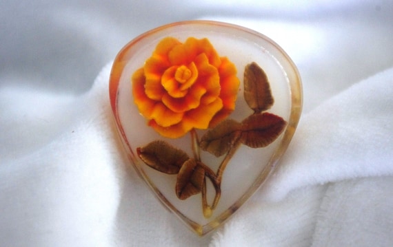 Lucite brooch deals