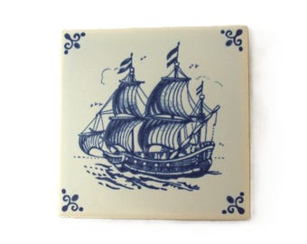 Vintagekonstplatta: Royal Mosa Holland, Delftblå, Segelfartyg