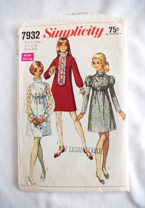 Vintage 1960s Simplicity Pattern: Young Junior / Teens' Dress Sz 9/10 7932  -  Canada