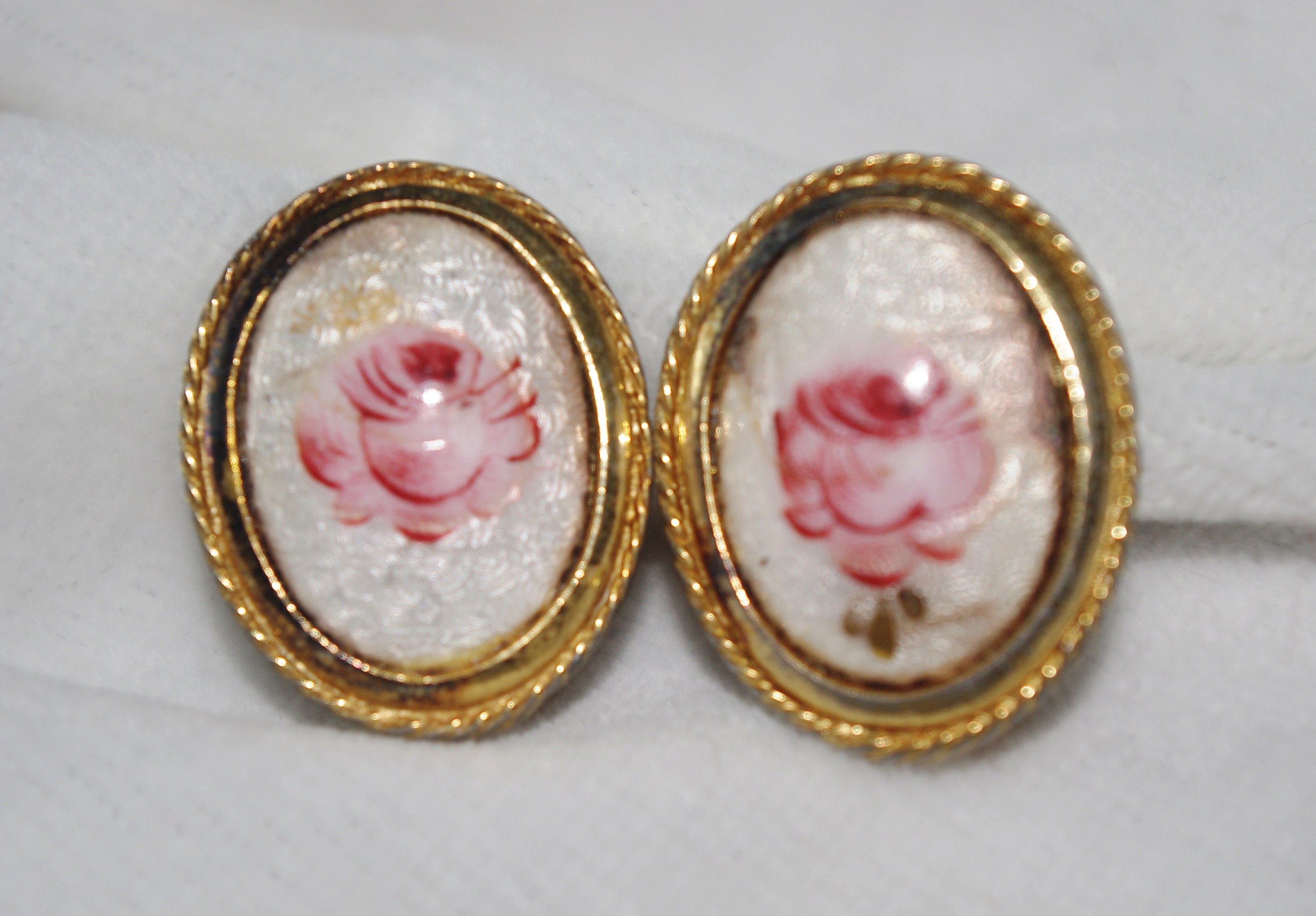 Clips (puces) Cœurs Roses Vintage Années 1960 - Métal Doré, Parfait état, Occasion