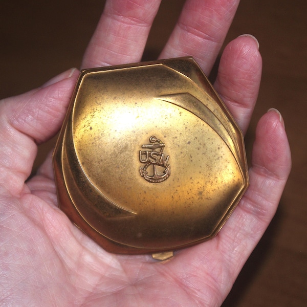 Vintage Powder / Rouge Compact: Gold, U.S. Navy "Sweetheart"  w/ Crest, Elgina / CJ Inc., 1940s / 40s