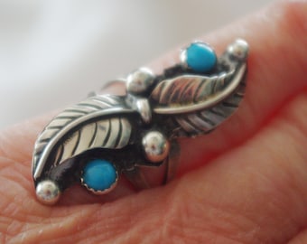 Anillo vintage de plata de ley y turquesa: Flor de calabaza / Hojas + Puntos, 925 MAC, años 70.