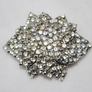 Vintage Rhinestone Pin / Brooch: Tiny Rhinestones on Layered Leaves 1950s