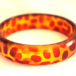 Vintage Bangle Bracelet: Spotted Tortoiseshell Tortoise Shell Lucite 1960s
