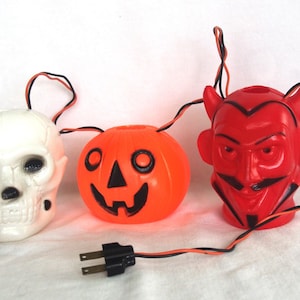 Halloween vintage: RARE luci soffiate Peerless / luci a stringa, teschio / zucca di Halloween / diavolo, FUNZIONANTI, anni '60 / '60