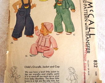 Motif McCalls vintage : salopette, veste et casquette pour enfant #832 1941s 1940s