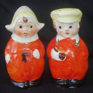 Vintage Salt & Pepper Set: Dutch Woman + Man, Japan, 1940s, Orange + Black