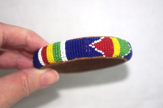 Vintage Bangle Bracelet: Native American Seed Bea… - image 1