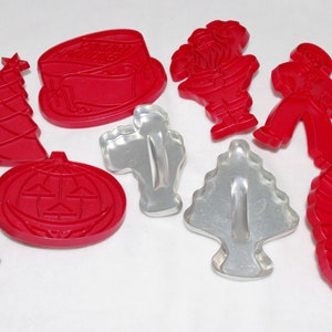Vintage Holiday Cookie Cutter Lot: Trees, Santas, Turkey, Bell, Gingerbread Man, Jack O&#39; Lantern, Birthday Cake 1960s-1970s