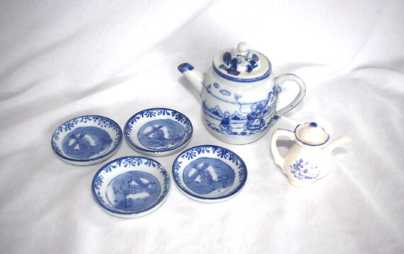 Vintage Toy / Child's Dishes / Dish Collection: Various Heavy