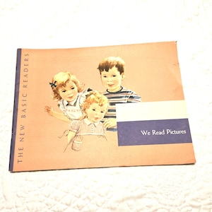 Vintage School Workbook: 1951 &quot;We Read Pictures&quot; Scott Foresman & Co. Pre-Reading Activity Book