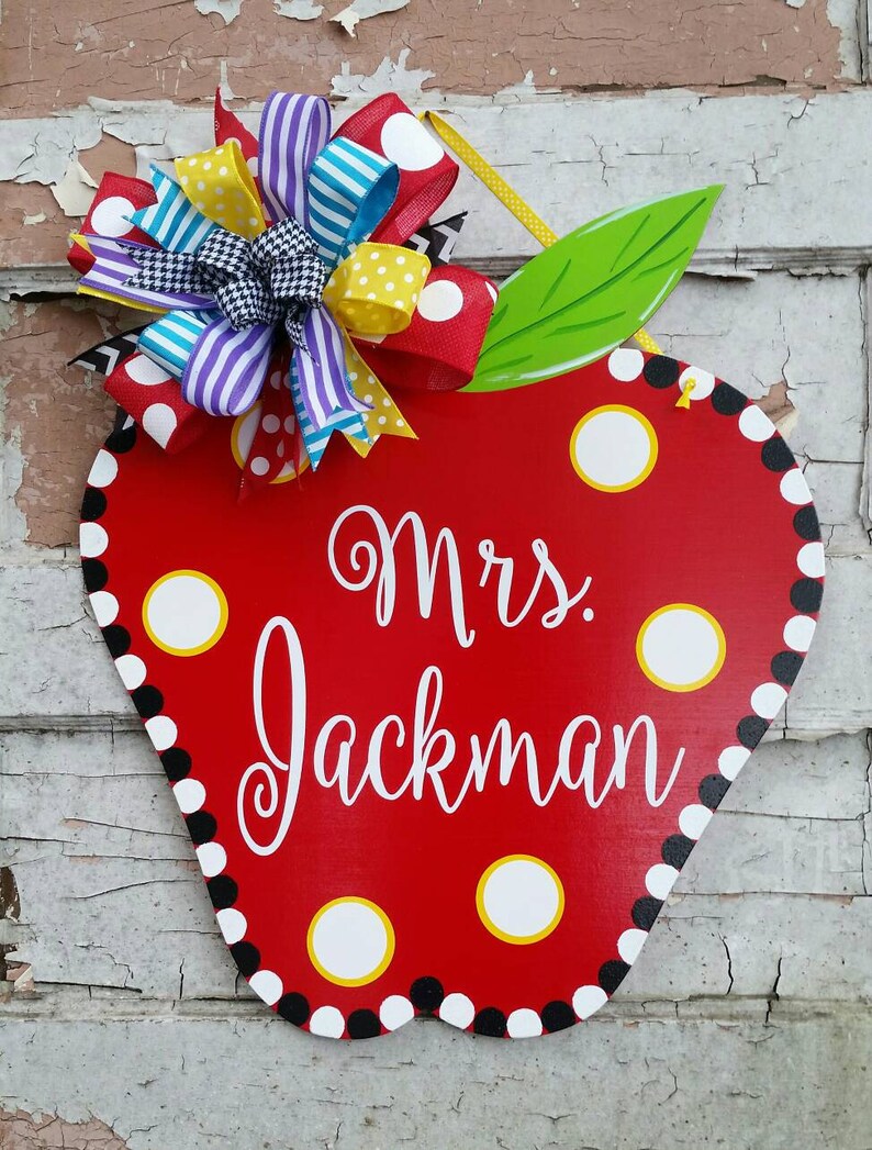 Personalized Teacher Apple Door Hanger Teacher Appreciation Etsy