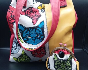 Sac porté épaule en cuir rouge et jaune et tissus chats