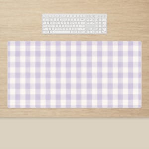 Podkładka na biurko w kratkę gingham w kolorze lawendy: wzór w fioletowo-białą kratkę