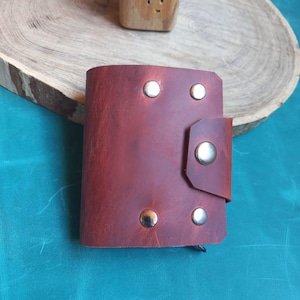 Cartera plegable minimalista de cuero, tarjetero automático, tarjetero de cuero genuino con mecanismo metálico, cartera de cuero tríptico delgada.