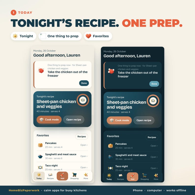 Pu&ograve; includere: Un'interfaccia digitale che mostra due temi per app mobile, chiaro e scuro, intitolata Tonight's Recipe. One Prep. Gli schermi presentano un saluto a Lauren, un compito per scongelare il pollo, una ricetta di pollo al forno e i preferiti.