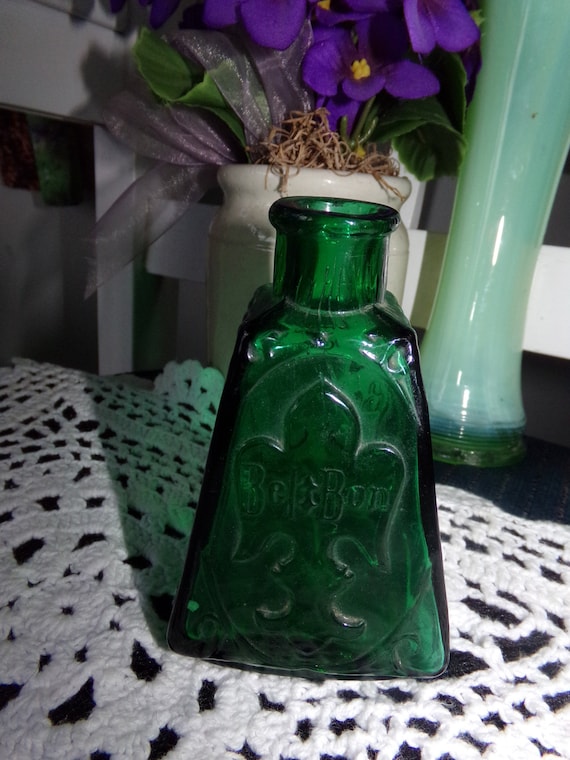 Vintage Green Perfume Bottle ,   Bel Bon Green Per