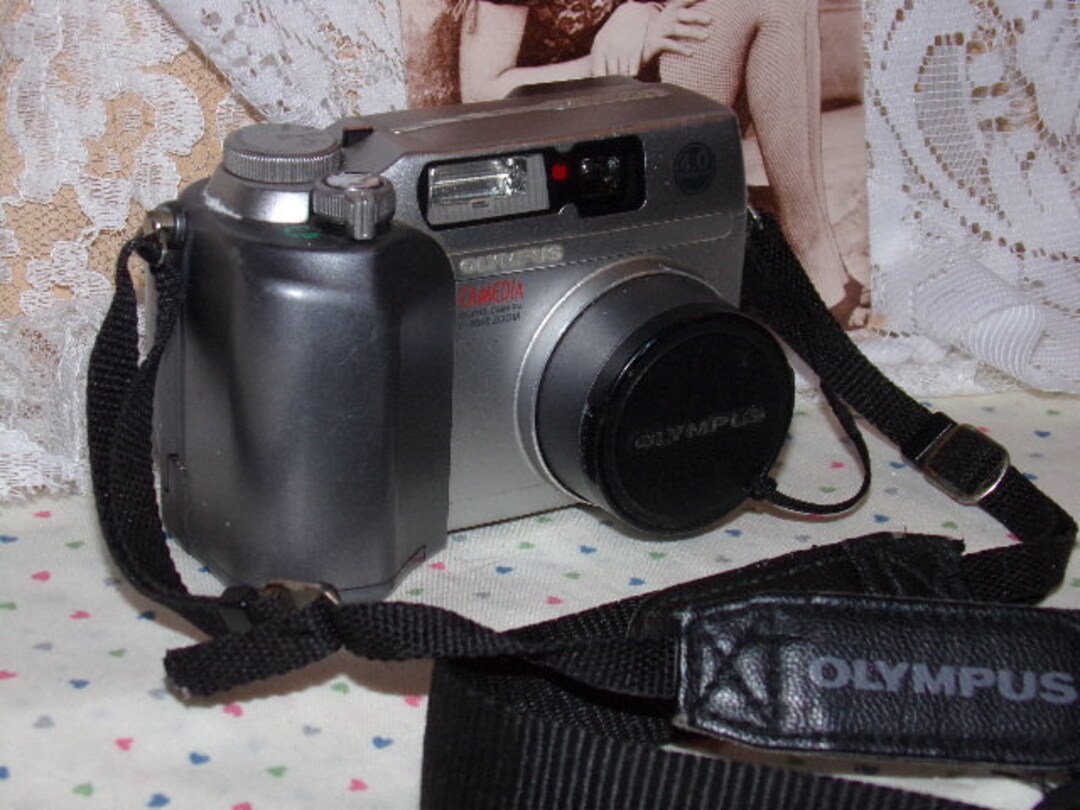 Vintage Olympus Digital Camera / Old Camera Olympus C 4000 Zoom / Etsy