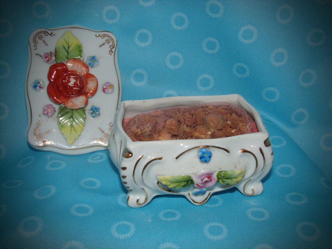 Rustic Potpourri Holder/ Flower Trinket Box / Vintage Etsy