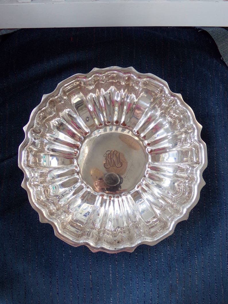 1950 jello Mold Scalloped Edge Silver Plate Bowl Unique Mold Silver Plate Salad Mold Bunt Cake Mold Silver Plate