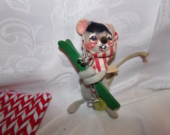 Vintage Annalee doll Skier Mouse  /   1970s Annalee doll /  Winter Skier /